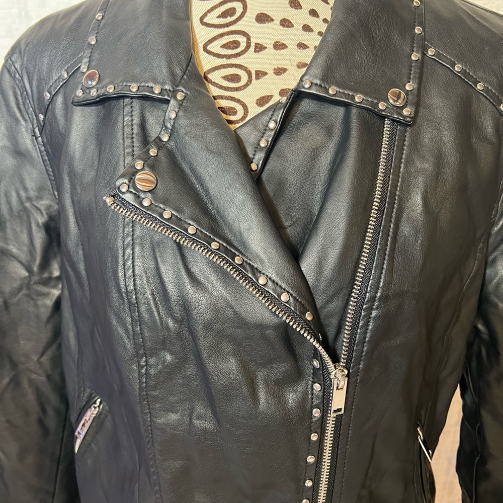 Bar III faux leather jacket , size XXL - Picture 3 of 11